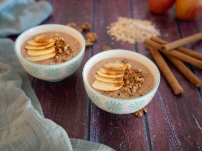 Lire la suite à propos de l’article Porridge chaud à la pomme et cannelle